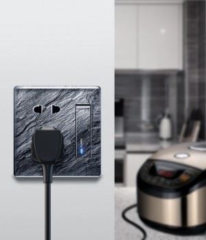 Plug-in gratuito de cinco furos em casa: cinco furos estão abertos!